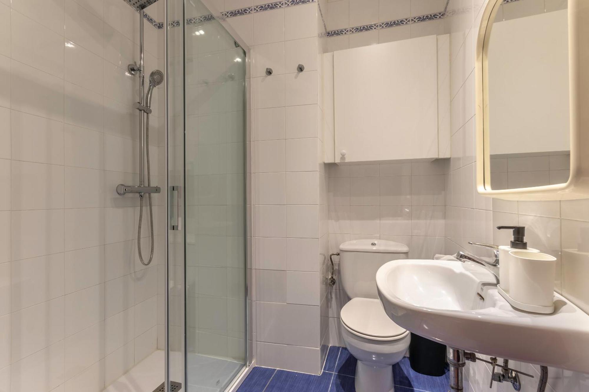 Apartamento Uribitarte Bilbao Bagian luar foto