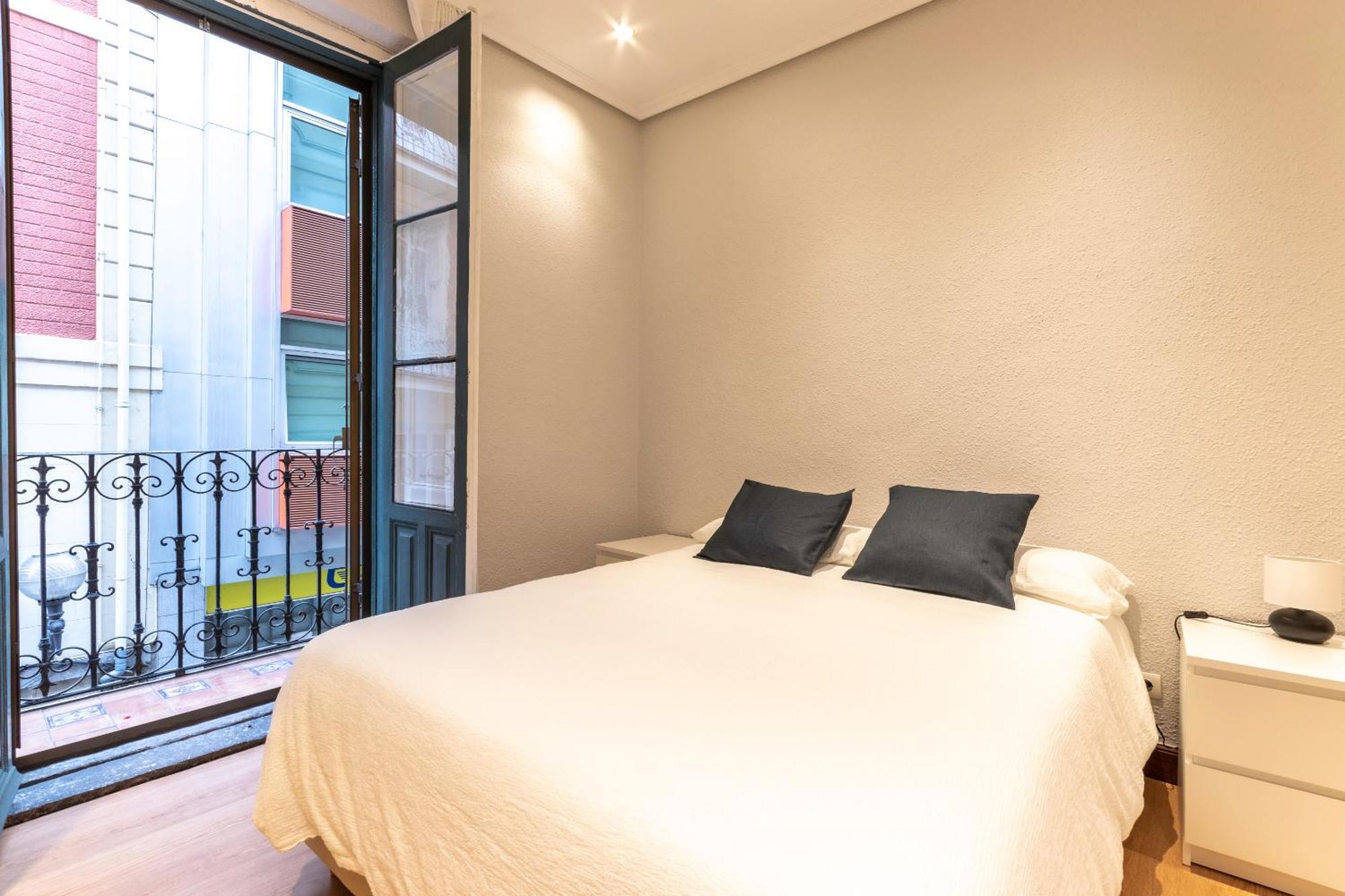 Apartamento Uribitarte Bilbao Bagian luar foto